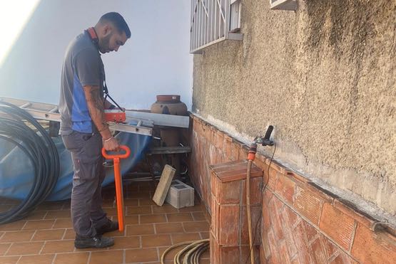 Localización de tuberías y cables ocultos en Cadíz
